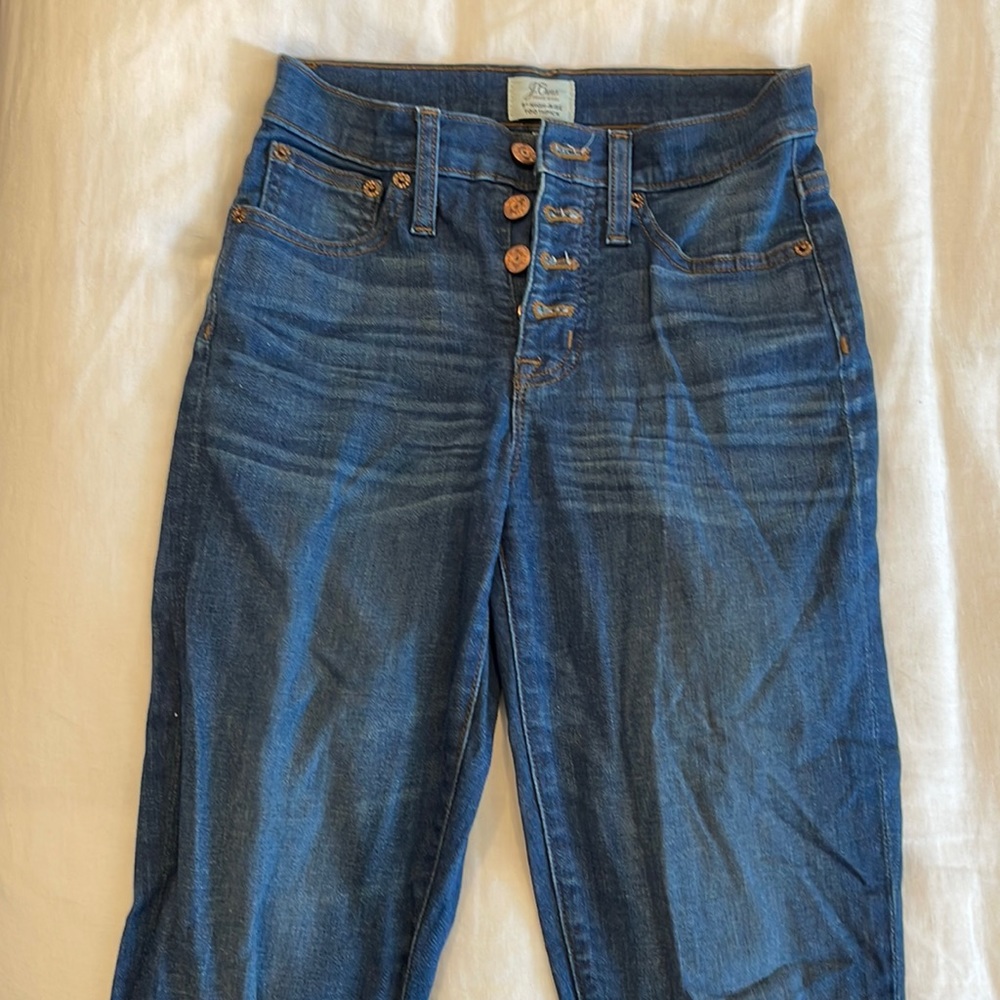 J Crew 9” high-rise toothpick jeans in dark wash size 25